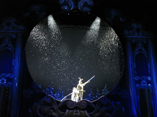 Новогоднее представление Снежная королева в Ростовском музыкальном театре, фото Веры Волошиновой