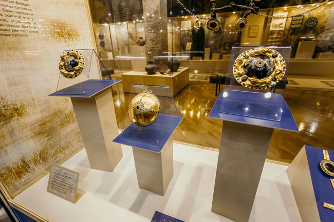 Азовский-музей-золото