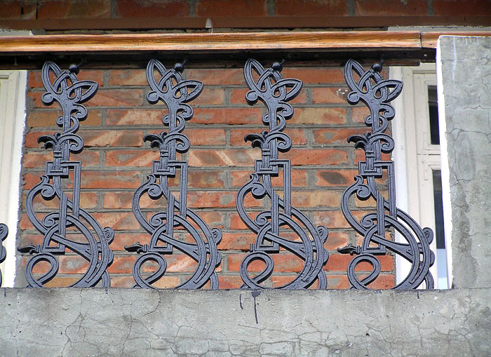 Соколова 5, балконное ограждение, Ростов-на-Дону, фото Веры Волошиновой